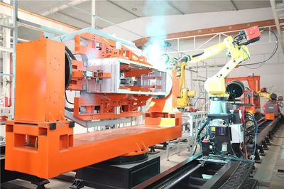 武進機械設(shè)備挑戰(zhàn)甄子丹 腳踢瓶蓋新風(fēng)潮的技術(shù)較量