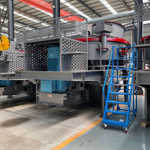 鵝卵石制砂機(jī)選購指南及龍祥機(jī)械廠設(shè)備解析