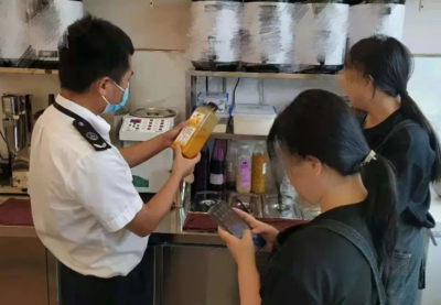 高顏值網(wǎng)紅茶飲 視覺(jué)盛宴下的健康隱憂